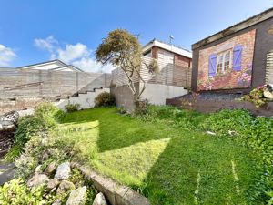 Photo 18- click for photo gallery